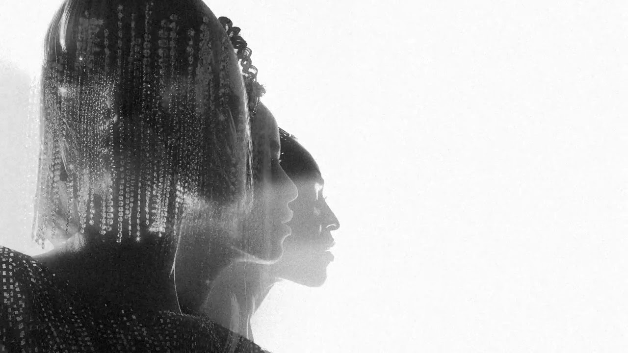 Sia – Immortal Queen ft. Chaka Khan & Neneh Cherry Sia – Immortal Queen
