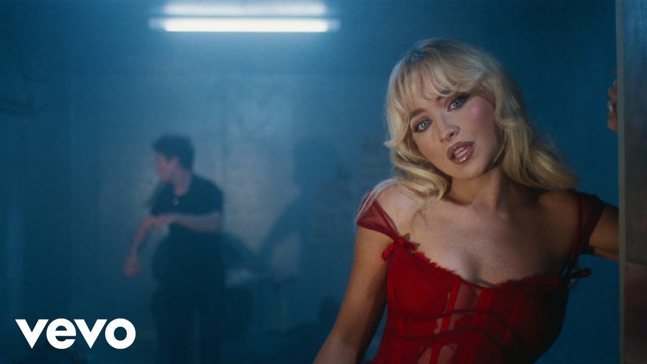 Sabrina Carpenter – Please Please Please Sabrina Carpenter – Please Please Please