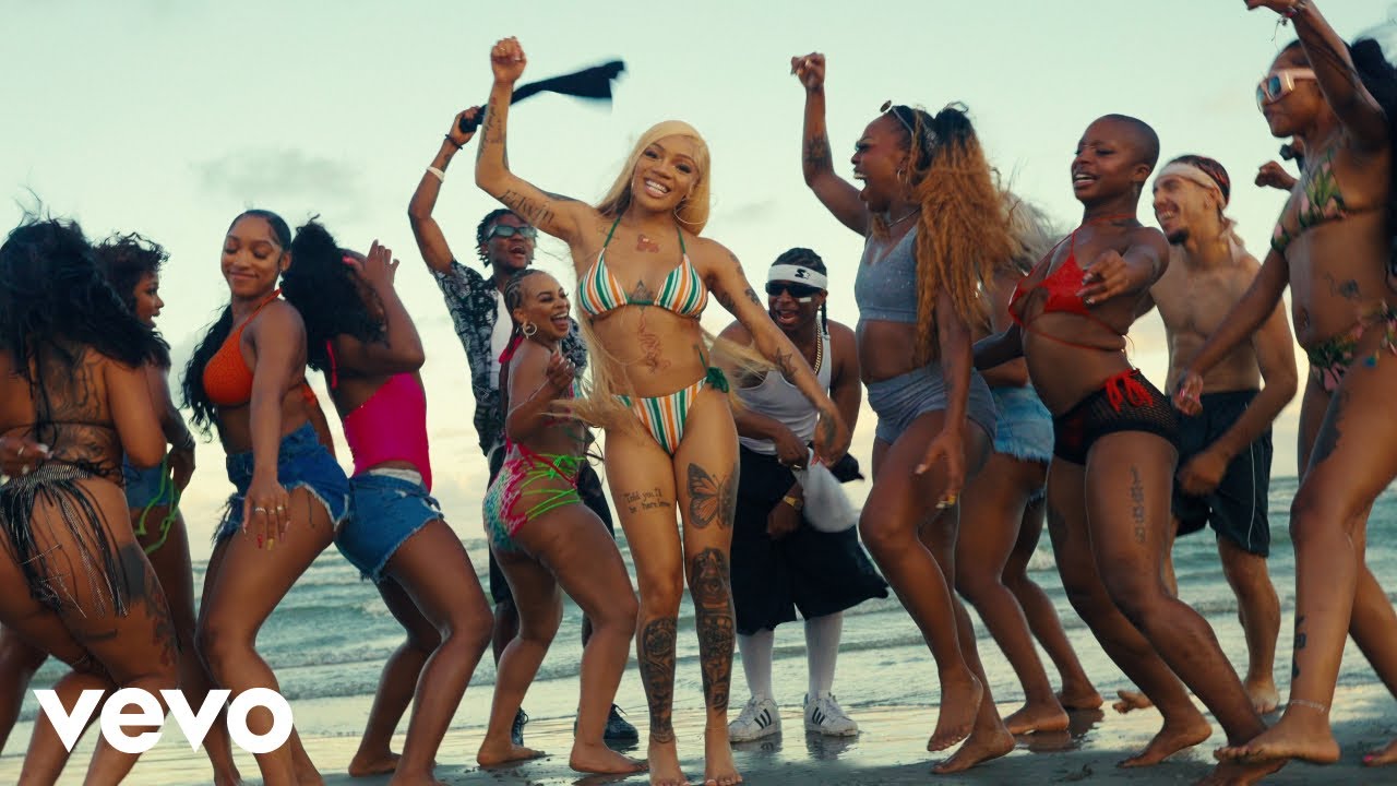 GloRilla - TGIF (Official Music Video) 1777662834_maxresdefault.jpg