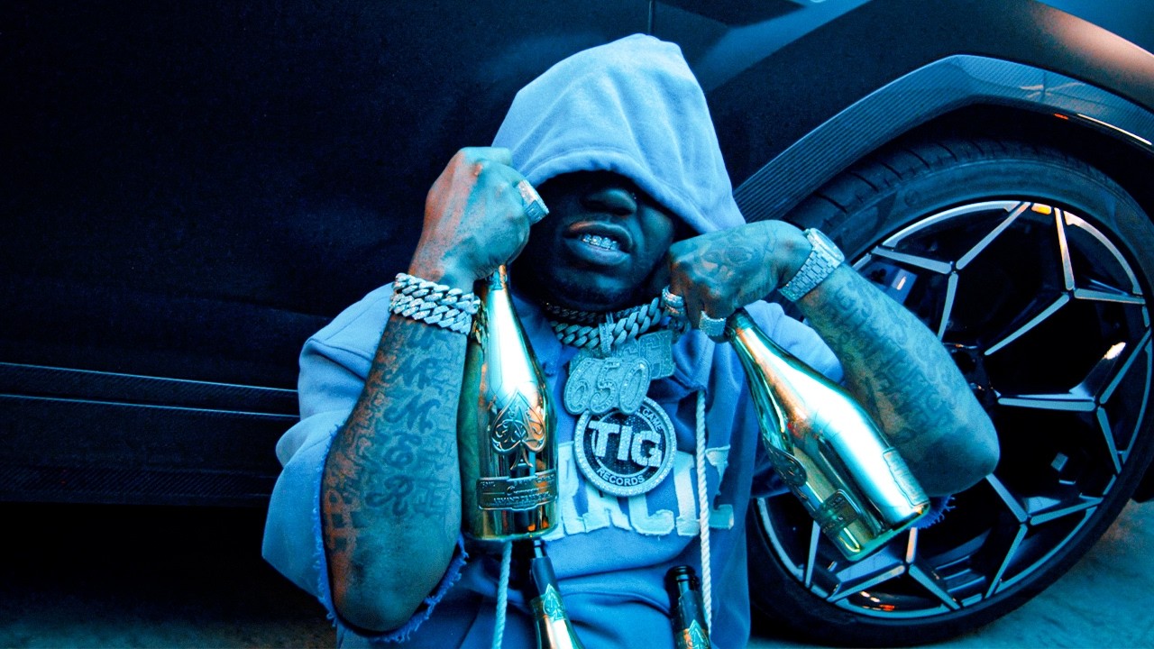YFN Lucci - CAN’T FEEL MY FACE. (Official Music Video) 1777697880_maxresdefault.jpg