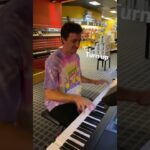 When you hear a hip hop song and want to play it 1780088410_maxresdefault.jpg